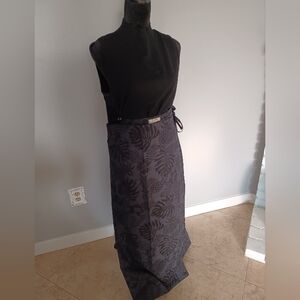 Tommy Bahama women's Dole Mate wrap skirt